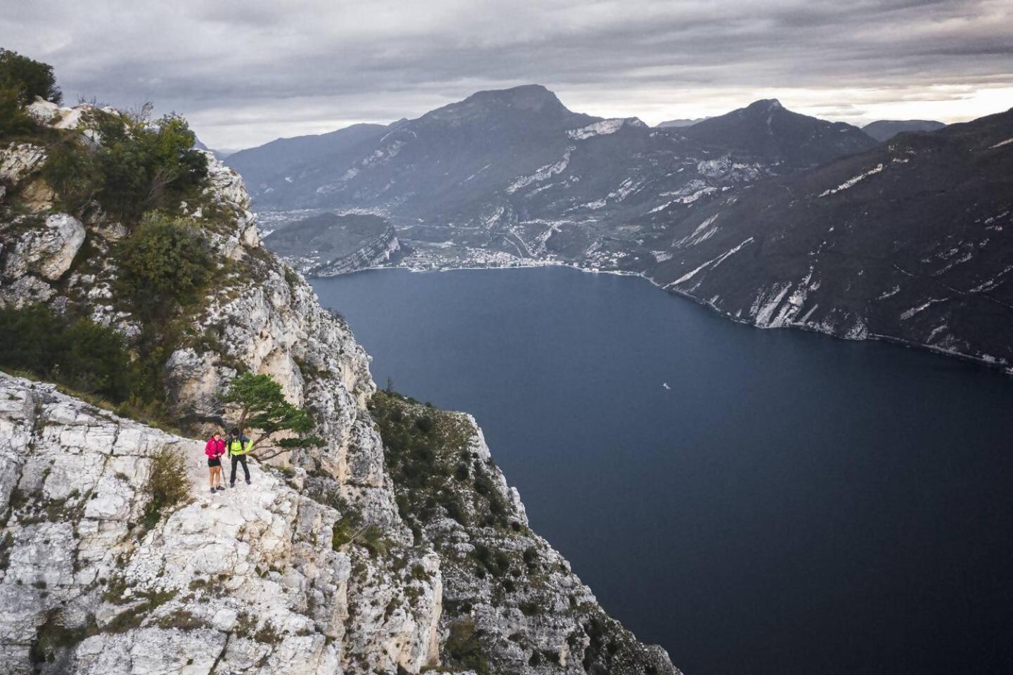 Appartamento Peler13 Con Balcone E Parcheggio Riva del Garda Esterno foto