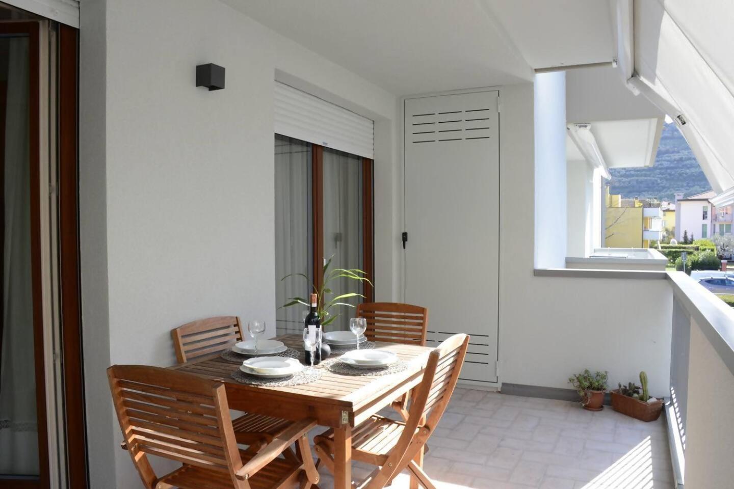 Appartamento Peler13 Con Balcone E Parcheggio Riva del Garda Esterno foto