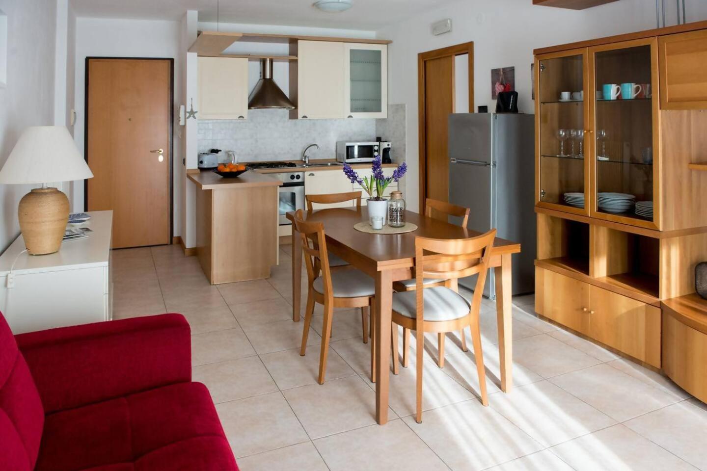 Appartamento Peler13 Con Balcone E Parcheggio Riva del Garda Esterno foto
