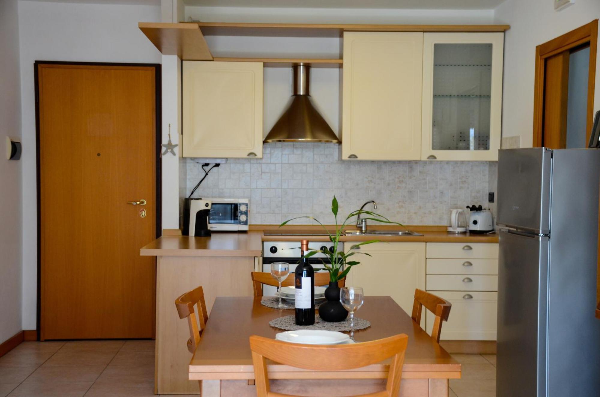 Appartamento Peler13 Con Balcone E Parcheggio Riva del Garda Esterno foto