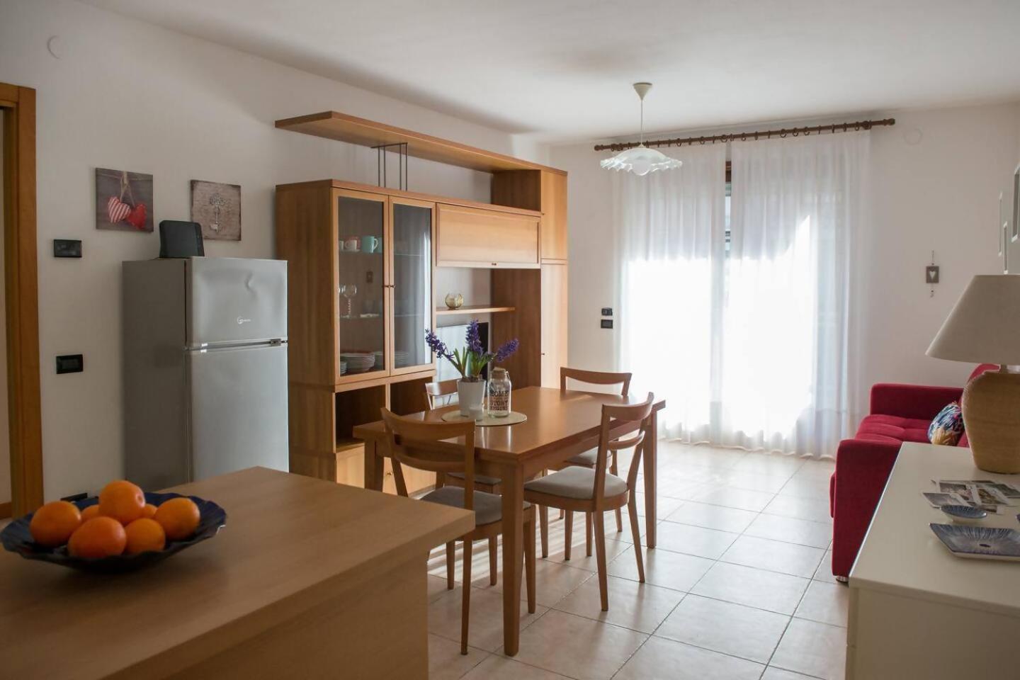 Appartamento Peler13 Con Balcone E Parcheggio Riva del Garda Esterno foto
